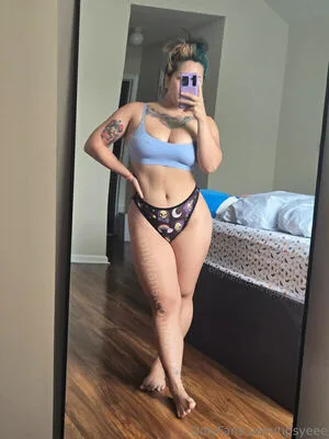Tipsyeee OnlyFans Leaked Free Thumbnail Picture - #ZYaaQ1aDDy