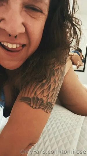 Tomirose Thumbnail Picture