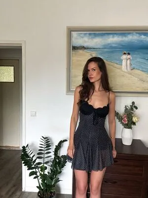Toni Thy Thumbnail Picture