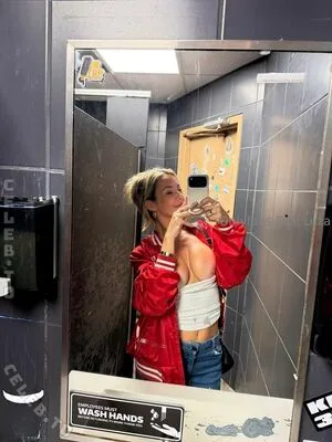 Tonileza OnlyFans Leaked Free Thumbnail Picture - #Y39kSWXcmZ