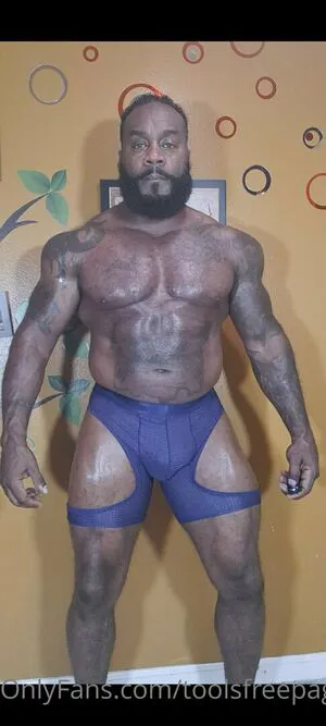 Toolsfreepage OnlyFans Leaked Free Thumbnail Picture - #4VCELjAwAG