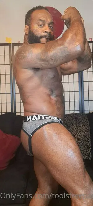 Toolsfreepage OnlyFans Leaked Free Thumbnail Picture - #DNAiozLm3y