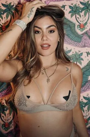 Tori Deal Thumbnail Picture