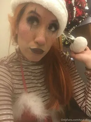 Toutdlou Free Thumbnail Picture