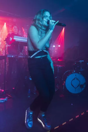 Tove Lo OnlyFans Leaked Free Thumbnail Picture - #PbvmfgigO2