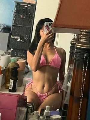 Trcy_ngyn Thumbnail Picture