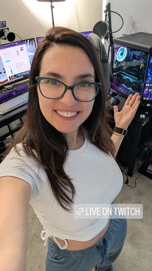 Trisha Hershberger Profile Thumbnail