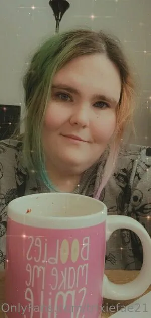Trixiefae21 OnlyFans Leaked Free Thumbnail Picture - #8y6YLTsto1