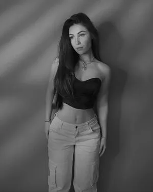 Tslanaxoxo OnlyFans Leaked Free Thumbnail Picture - #FRVNogLFa3