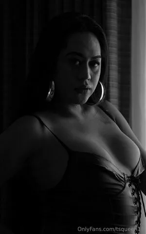 Tsqueen19 Thumbnail Picture