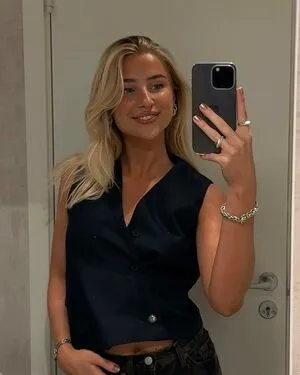 Tuva Eide OnlyFans Leaked Free Thumbnail Picture - #teiCe5D9D5