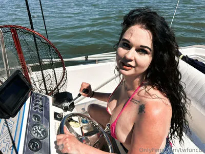 Twfuncut OnlyFans Leaked Free Thumbnail Picture - #jc5Tht8X3u