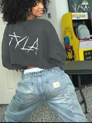 Tyla OnlyFans Leaked Free Thumbnail Picture - #u7wR4W44pi