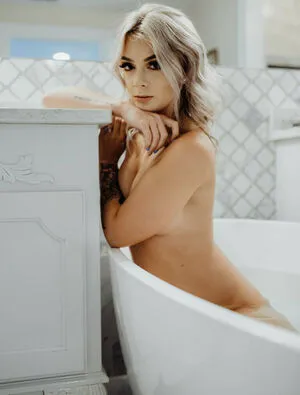Tylar Raye Thumbnail Picture