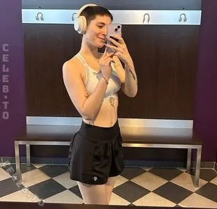 Typicallylotti OnlyFans Leaked Free Thumbnail Picture - #IYCI5Eeov1
