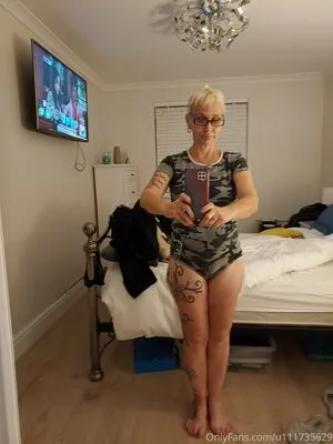 U111735629 Thumbnail Picture
