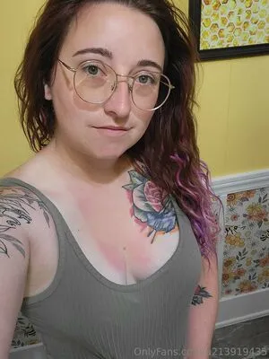 U213919435 OnlyFans Leaked Free Thumbnail Picture - #d9OzFP8Ecg