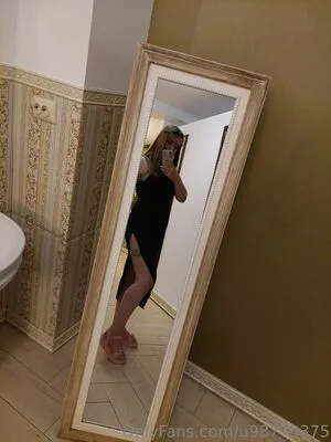 U98773375 Thumbnail Picture