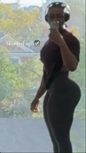 Uchemba OnlyFans Leaked Free Thumbnail Picture - #4ZiSW2sRrN