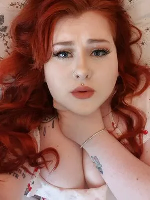 Uhhitscake Thumbnail Picture