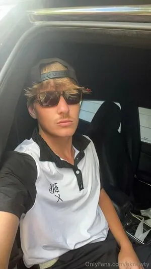 Uknowty OnlyFans Leaked Free Thumbnail Picture - #vVhJfdOJMw