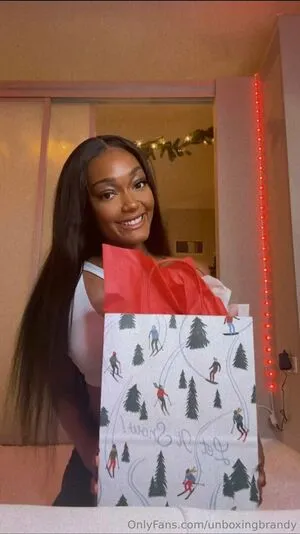 Unboxingbrandy Thumbnail Picture