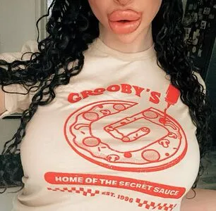 Unholybarbie Thumbnail Picture