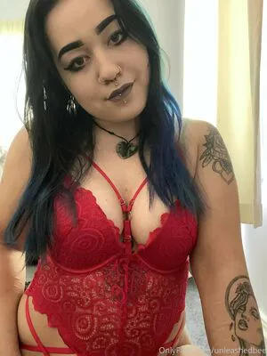 Unleashedbee OnlyFans Leaked Free Thumbnail Picture - #kEpLIJQoNc