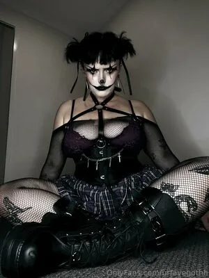 Urfavegothh OnlyFans Leaked Free Thumbnail Picture - #5eCeDLUsMk