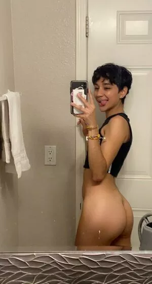 urfavlazyslxt Thumbnail Picture