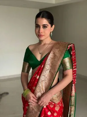 Urfi Javed OnlyFans Leaked Free Thumbnail Picture - #2CCJ0LMrIF