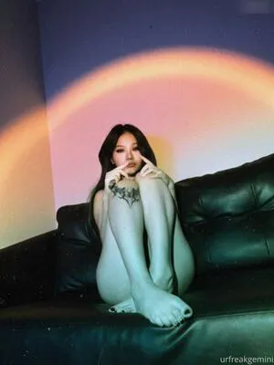 Urfreakgemini Thumbnail Picture