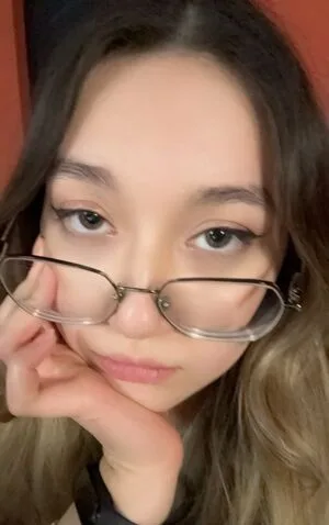 V4ru OnlyFans Leaked Free Thumbnail Picture - #hxJ6V1PapS
