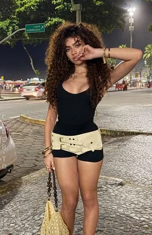 V7ena OnlyFans Leaked Free Thumbnail Picture - #UP7bh0nevb