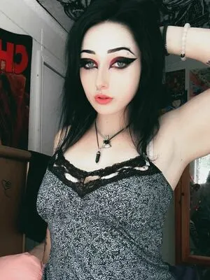 Vadaaaa Thumbnail Picture