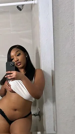 Vaehzani OnlyFans Leaked Free Thumbnail Picture - #fOvThM8xgb