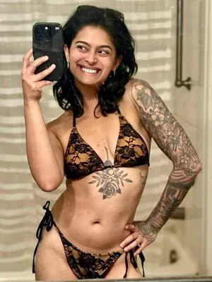 Val Merza OnlyFans Leaked Free Thumbnail Picture - #R92PyKHGUW