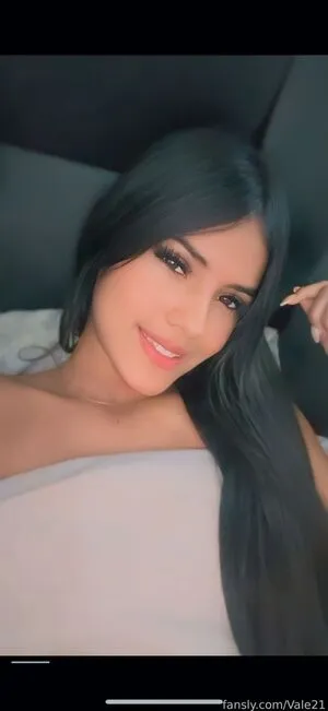 Vale21 OnlyFans Leaked Free Thumbnail Picture - #hwLlyAh889