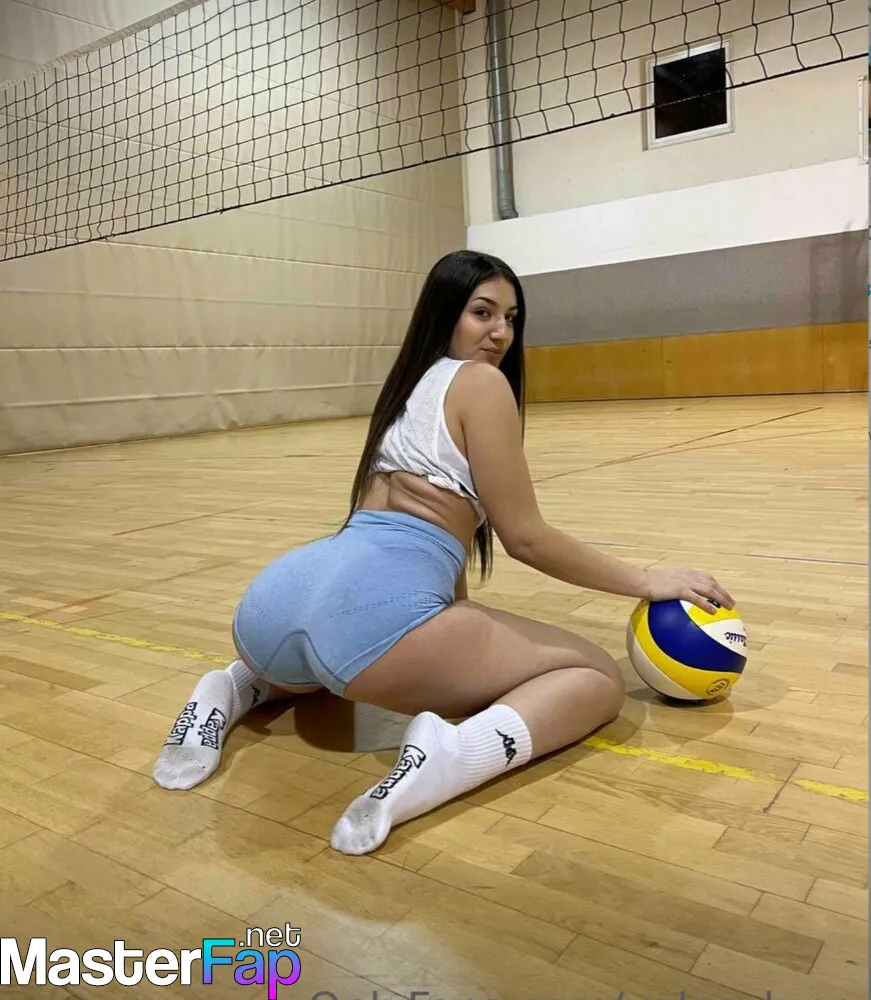Valea Lupo Video Nude OnlyFans Leak Picture QKMZWW8Hb8 | MasterFap.net