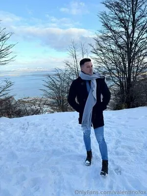 Valentinofox Thumbnail Picture