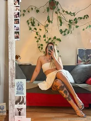 Valeri Da OnlyFans Leaked Free Thumbnail Picture - #VVrupnnded