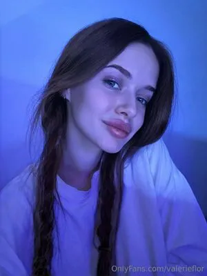 Valerieflor OnlyFans Leaked Free Thumbnail Picture - #Uh0WRb0KFD