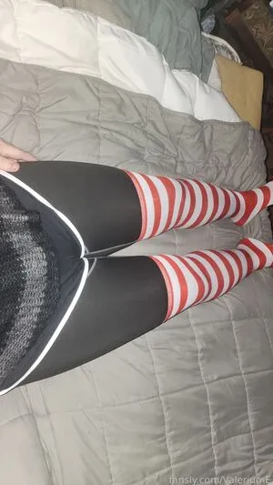 Valeriume OnlyFans Leaked Free Thumbnail Picture - #67B9ADduJq