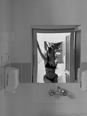 Vallmi OnlyFans Leaked Free Thumbnail Picture - #1PcX8XCDgt