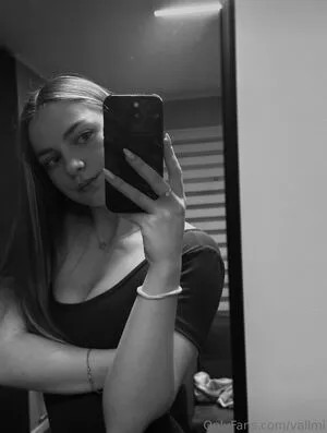 Vallmi OnlyFans Leaked Free Thumbnail Picture - #UQZLXMwBua