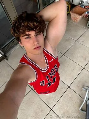 Valsplace OnlyFans Leaked Free Thumbnail Picture - #VANIsbHRmD