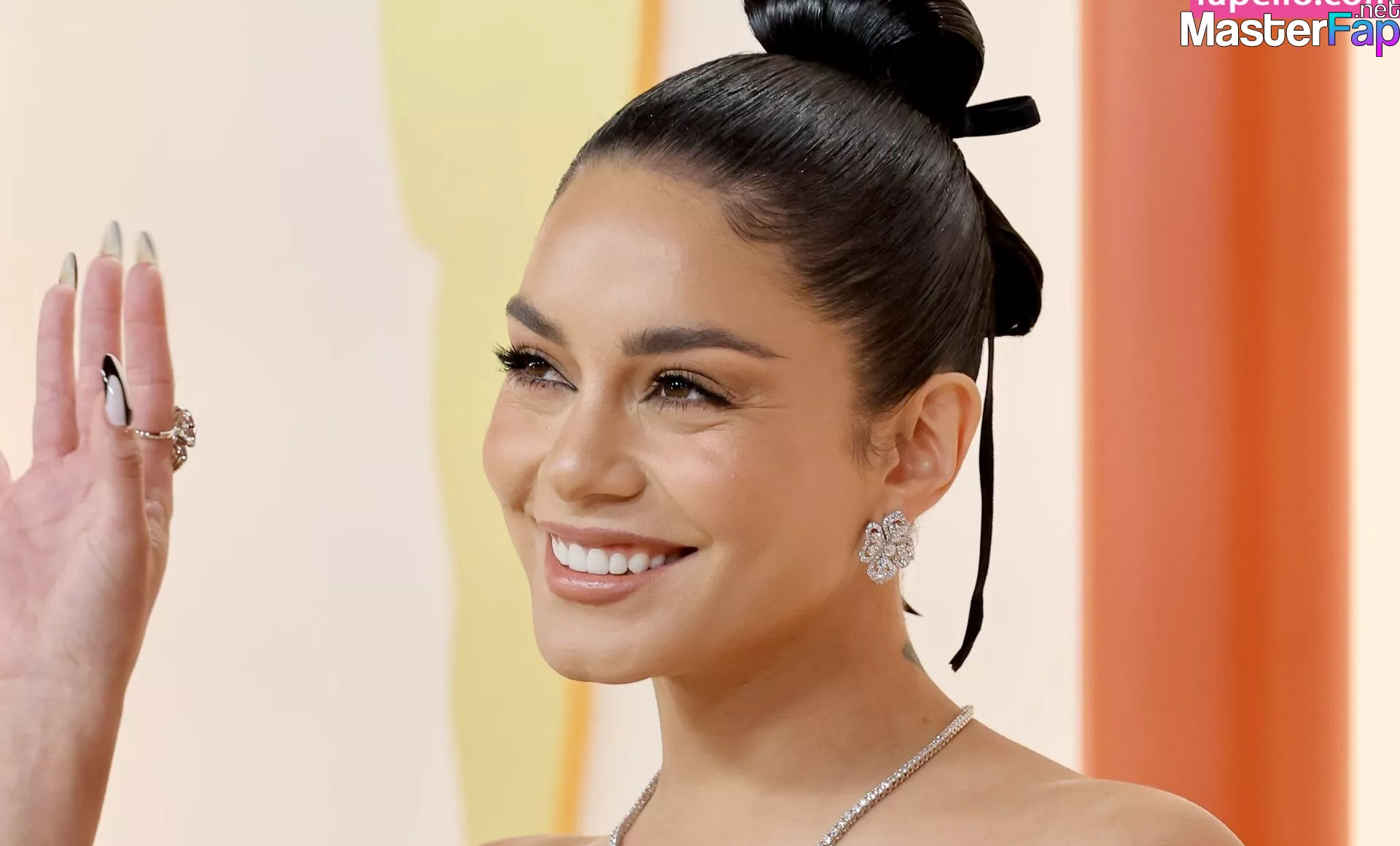 Vanessa Hudgens Nude OnlyFans Leak Picture 6MoFZ4Etum MasterFap