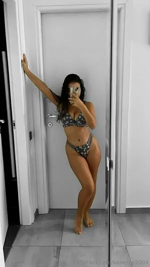 Vanessa2004 OnlyFans Leaked Free Thumbnail Picture - #p2m6qcXBK0