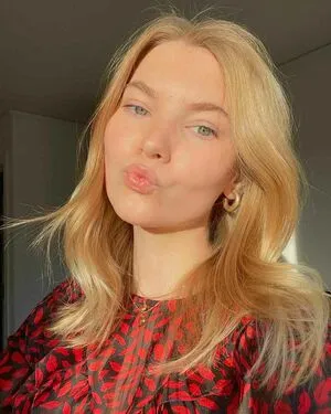 Vanessaahlstrom Thumbnail Picture