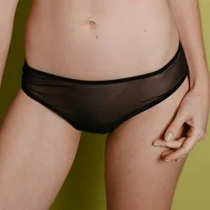 Vanille Barres OnlyFans Leaked Free Thumbnail Picture - #Cs7iD7SOct